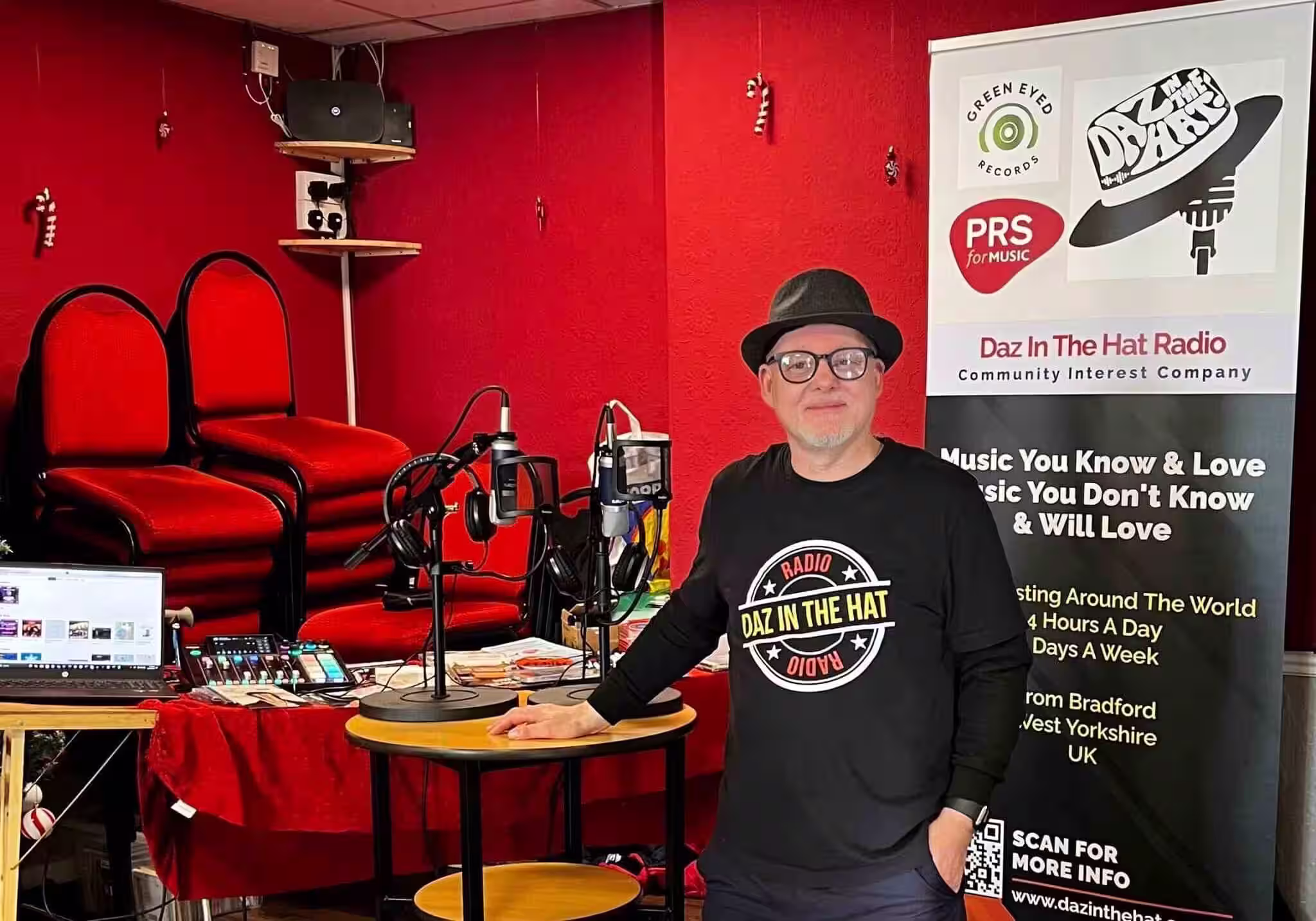 Daz in the Hat Radio - Presenter: Daz in the Hat